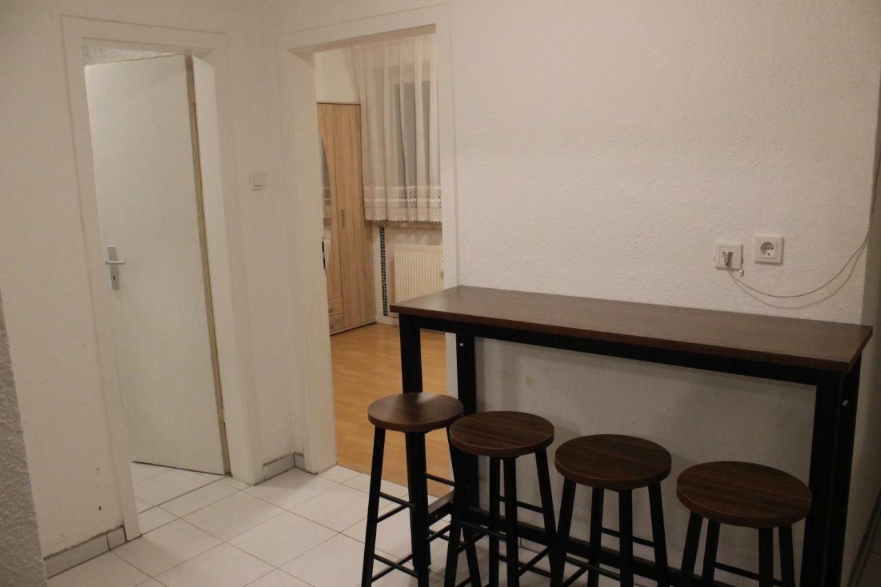 Zimmer Sucht Bewohner Duisburg Eksteriør bilde